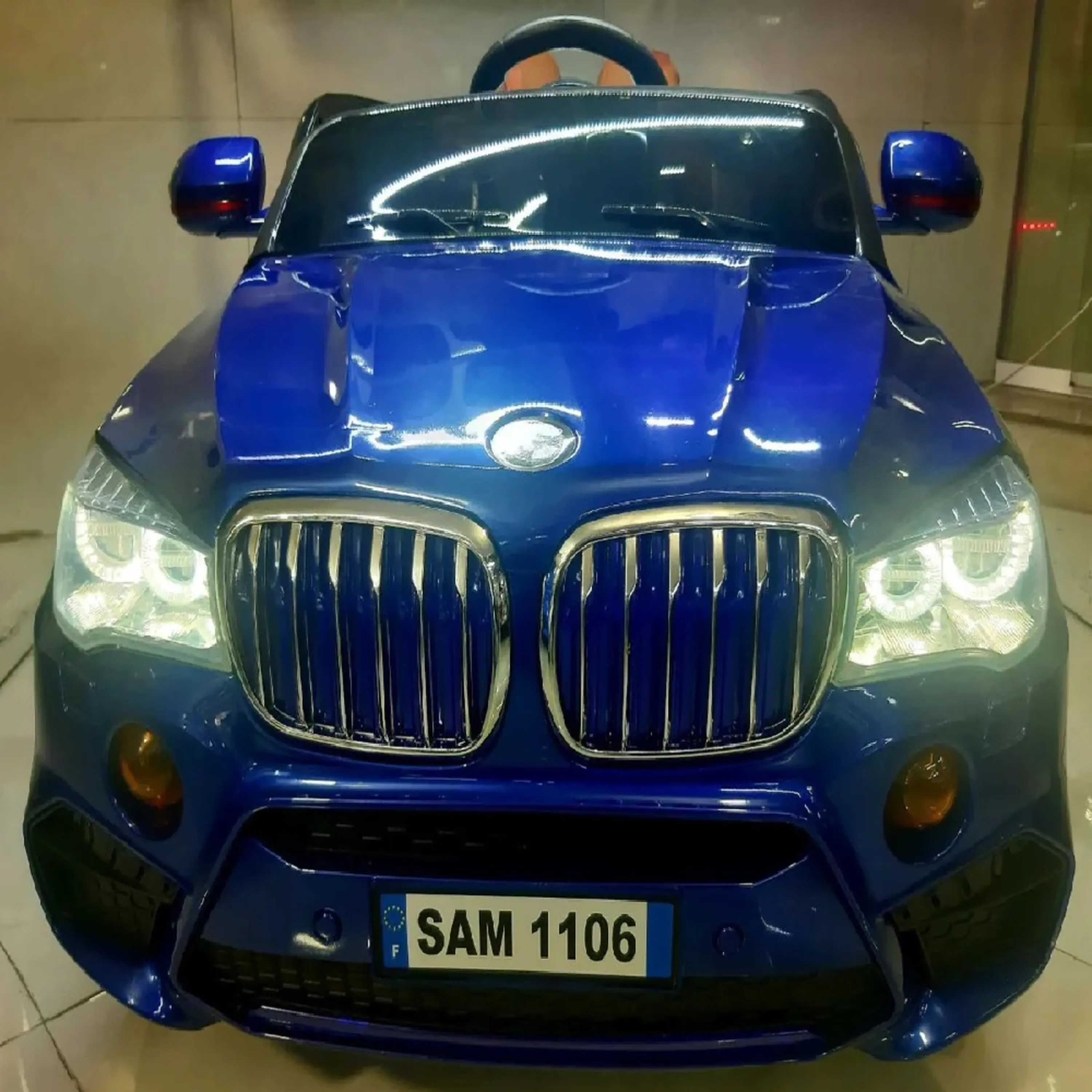 ماشین شارژی BMW متالیک کد 1106 ماشین شارژی BMW متالیک کد 1106